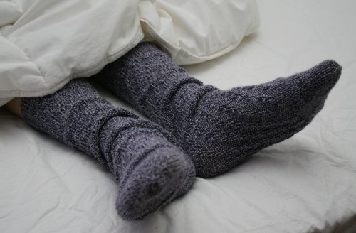 Mit Socken schlafen gesund?